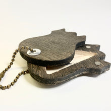 Load image into Gallery viewer, WGD - Pick Holding Keychain